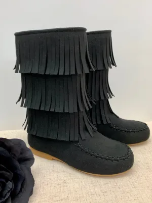 BLACK FRINGE BOOTS