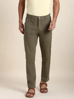 Men's Light Olive Chino Comfortable Bottomwear With Smart Casual Look