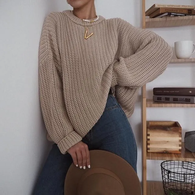 Women's fashion oversized pullover knitted sweater for fall/winter